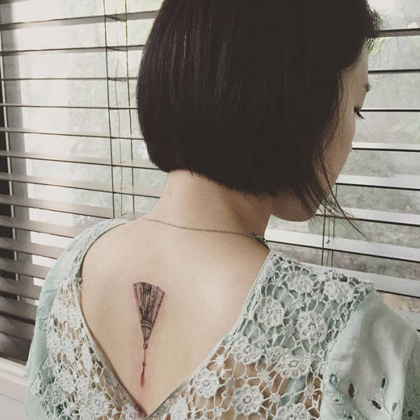 Breathtaking Minimalist Tattoos By A Korean Artist