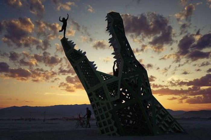 Crazy Photos From Burning Man Festival Captured By Victor Habchy