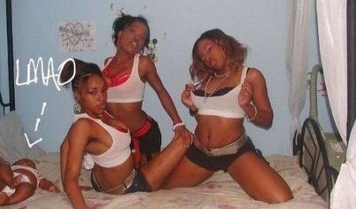 Ghetto Glamour Shots That Are Completely Cringeworthy