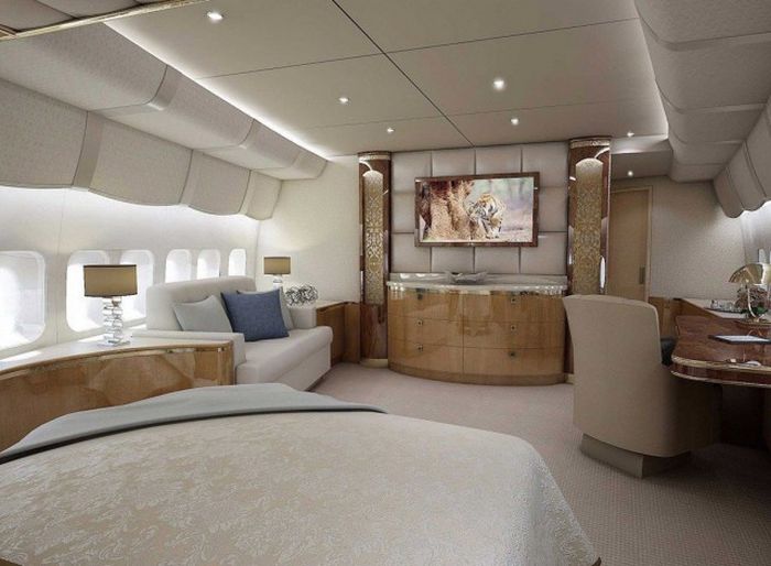 A Look Inside The Luxurious Boeing 747-8 VIP