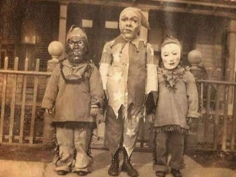 Creepy Halloween Costumes From Back In The Day That Will Haunt Your Dreams