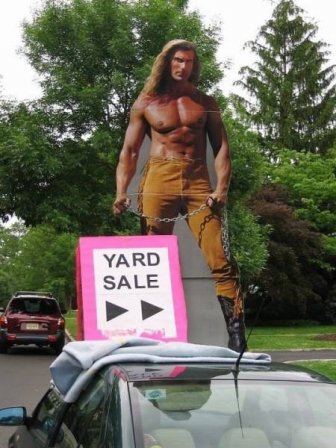 Judging By These Funny Yard Signs These People Have An Awesome Sense Of Humor
