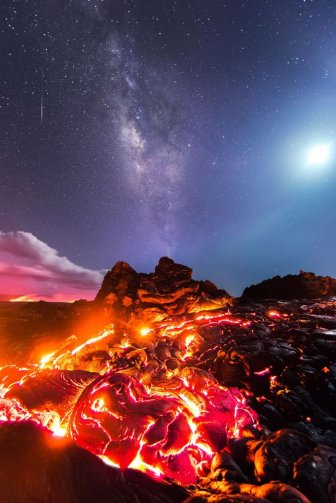Photographer Risks Getting Burned To Capture An Incredible Photo