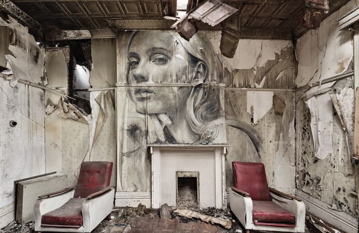 Artist Shows Off The Fleeting Nature Of Beauty With Crumbling Portraits