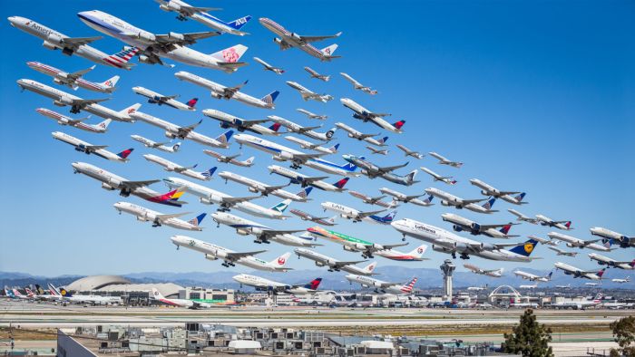 Unbelievable Air Traffic Photos From All Around The World