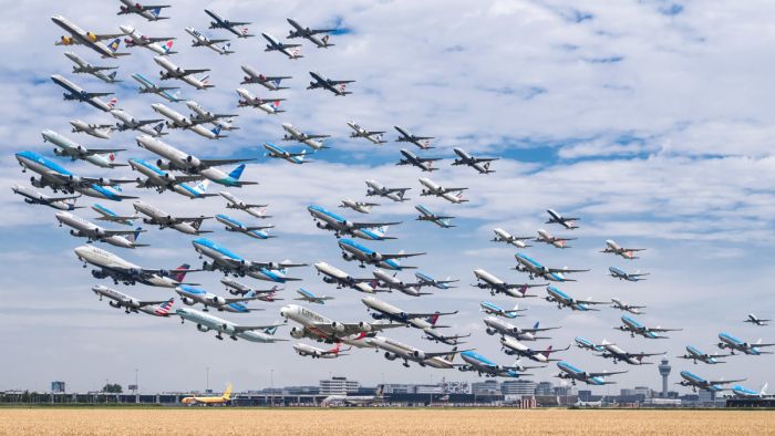Unbelievable Air Traffic Photos From All Around The World