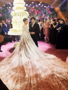 Russian Oil Tycoon's Daughter Gets Married In A £500,000 Bridal Gown