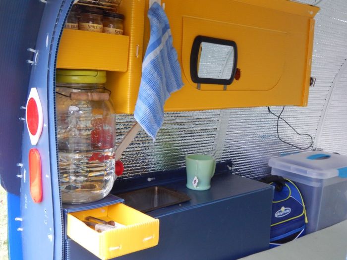 Meet The Man Who Spends His Days Traveling With A Tiny House