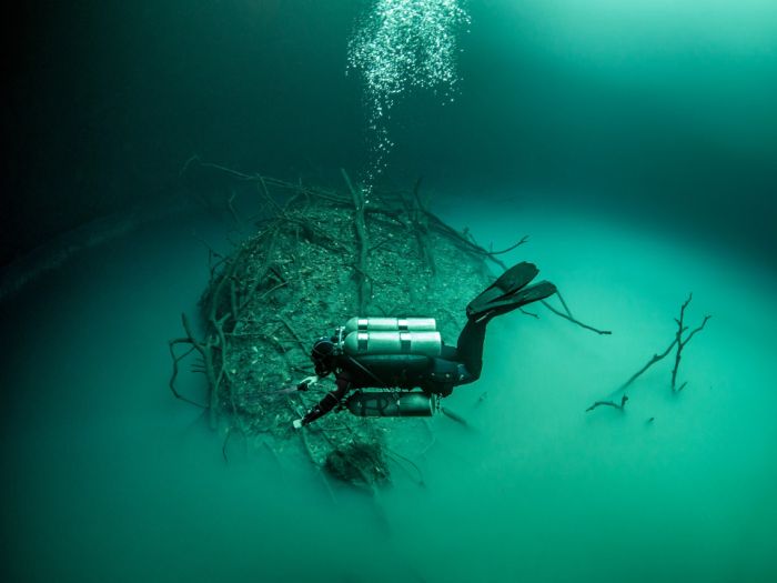 British Diver Finds Bizarre Underwater Lake Hidden In A Cave