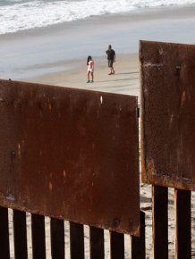 What The Border Between The US And Mexico Actually Looks Like