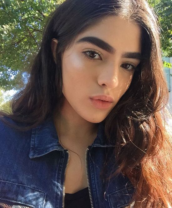 Teenage Girl Lands Modeling Job After Getting Bullied For Her Eyebrows