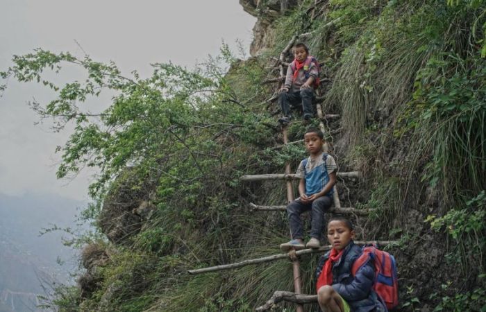 Chinese Government Builds A Ladder So Students Can Safely Get To School