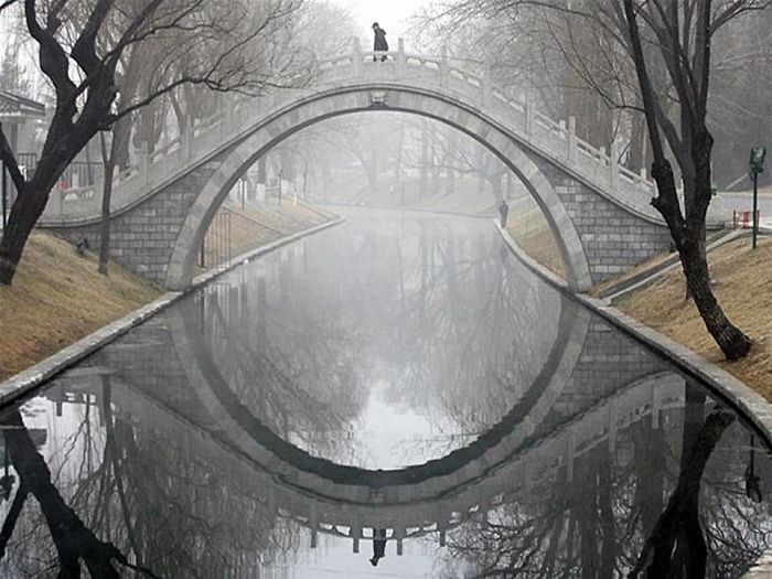 Crazy Reflections That Will Mess With Your Mind