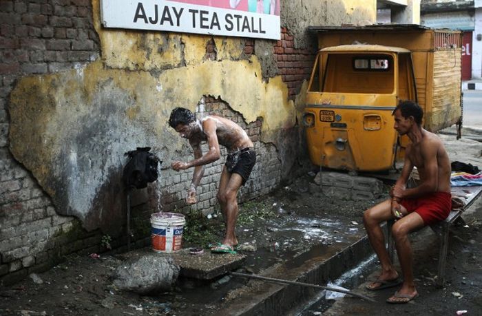 A Different Side Of Everyday Life In India