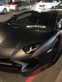 Lamborghini Gets Abandoned On The Streets Of London After An Accident