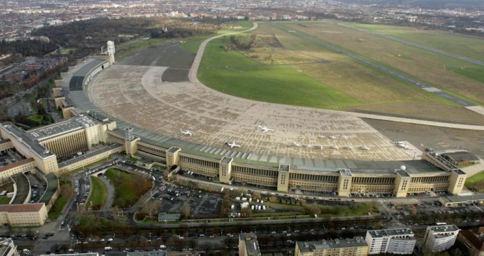 Tempelhof Airport Is Now Germany's Biggest Refugee Camp