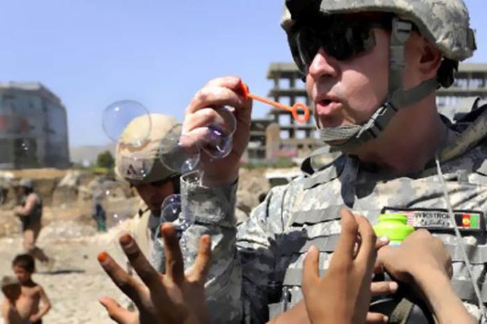 Off Duty Soldiers Do Some Pretty Awesome Things For Fun