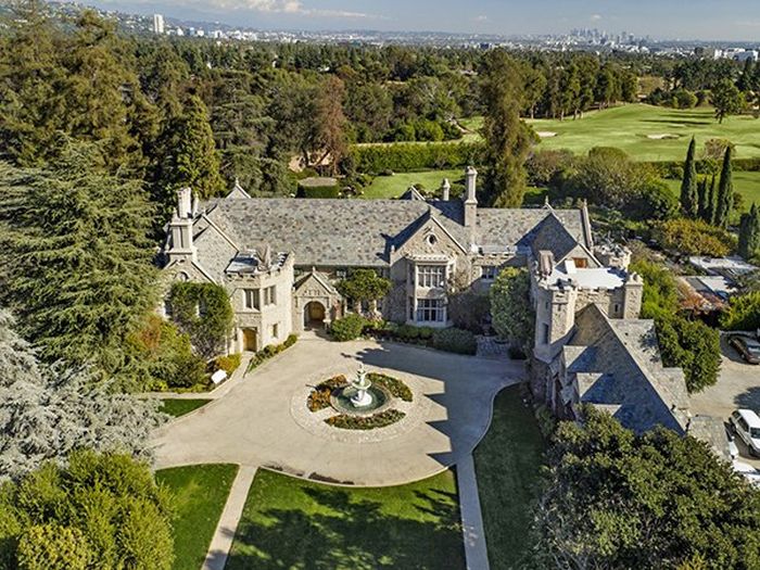 Interesting Facts You Need To Know About The Infamous Playboy Mansion