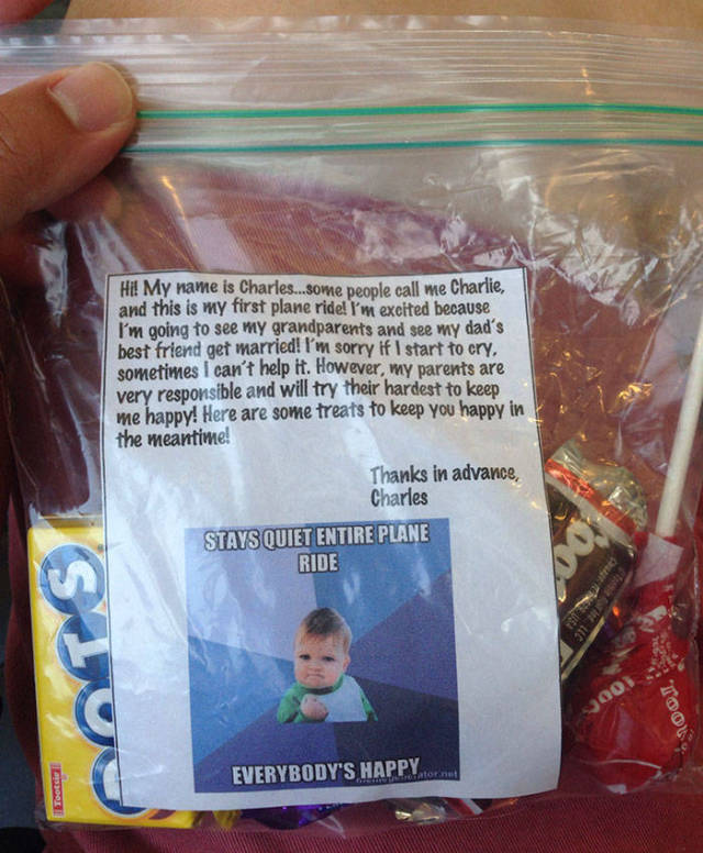 Parents Are Handing Out Goodie Bags When They Fly With Kids