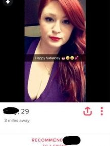 Tinder Chick Loses It After Being Rejected