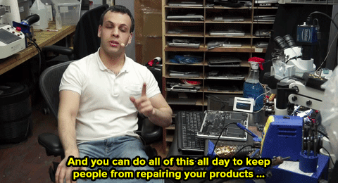 Repair Guy Calls Out Apple For Tricking Their Customers