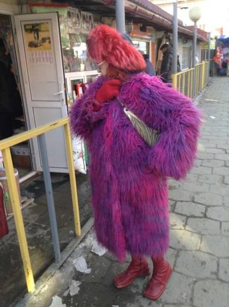 Brave Souls Who Wore Outrageous Outfits In Public