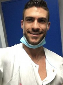 People Seem To Think This Man Is The World's Hottest Nurse