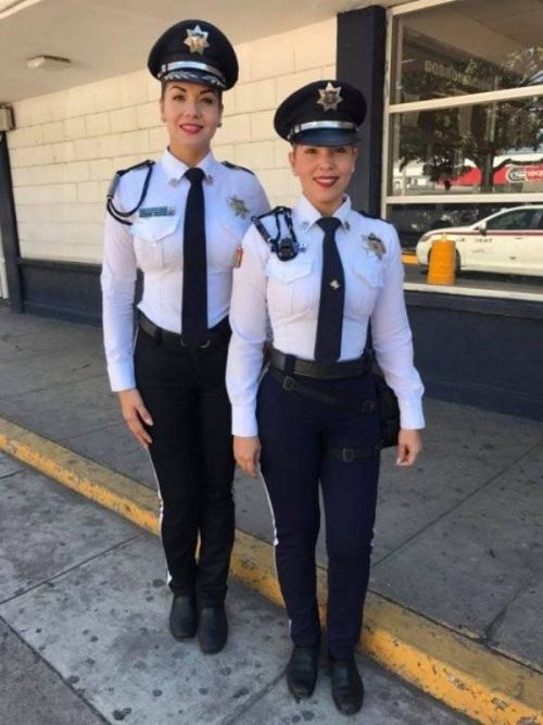 This Gorgeous Mexican Policewoman Could Engage In Some Hot Pursuits