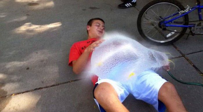 Amusing Photos That Were Snapped At The Perfect Moment