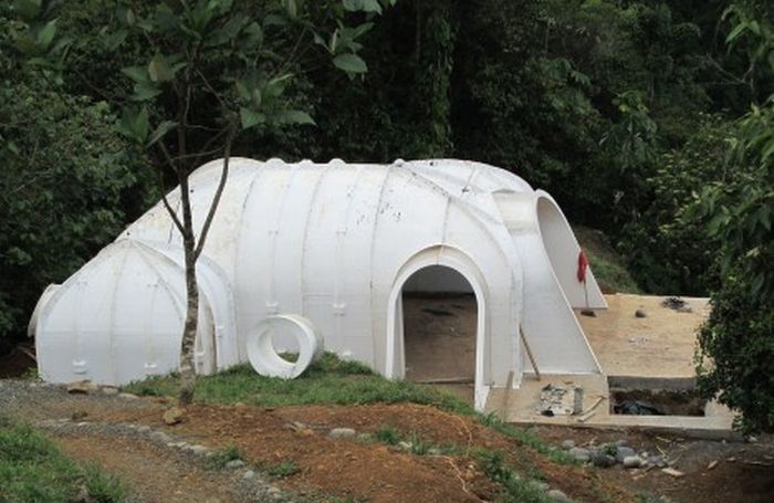 Hobbit Homes That Are Super Affordable