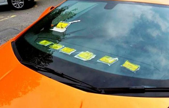 Lamborghini Owner Gets Massive Fines For Parking In The Mayor's Spot