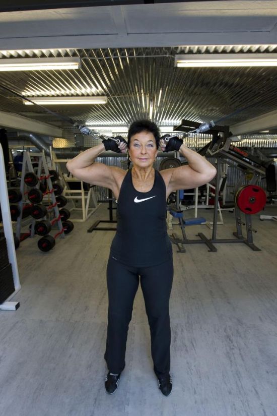 You'll Never Guess How Old This Female Weightlifter Is