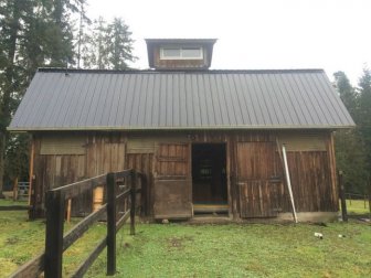 Guy Turns Old Barn Into An Impressive Office