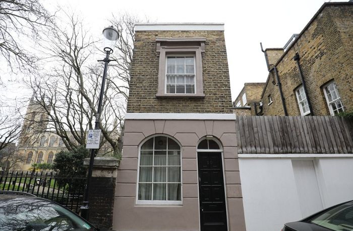 A Look At One Of London's Smallest Houses