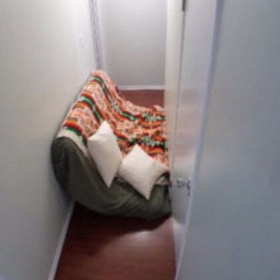 Weird Apartment Listing Uses Double Bed For Scale