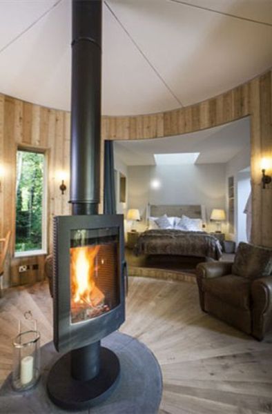 Live Out Your Fantasies In This Luxury Treehouse In Dorset
