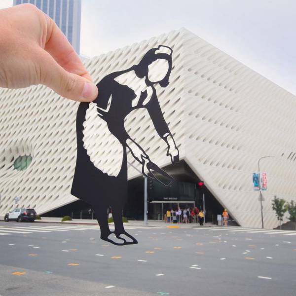 Real Artist Transforms Famous Landmarks Using Only Paper