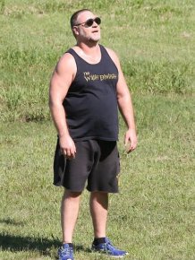 Russell Crowe Shows Off His New Crew Cut