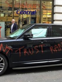 Range Rover Owner Damages His Car And Leaves It Outside The Dealership