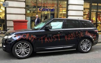 Range Rover Owner Damages His Car And Leaves It Outside The Dealership