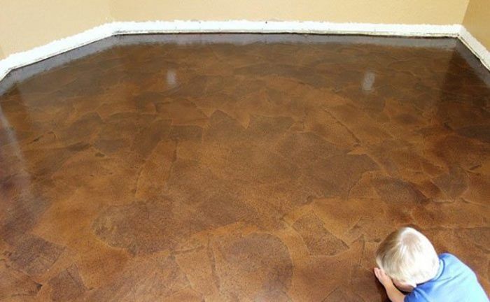 Woman Updates Her Floor Using Ordinary Paper