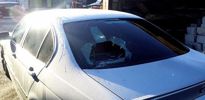 Hooligans Destroy 86 Cars With Crowbars