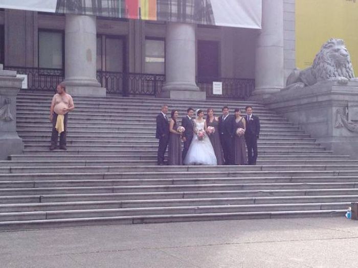 Crazy Wedding Photos That Will Make You Gasp