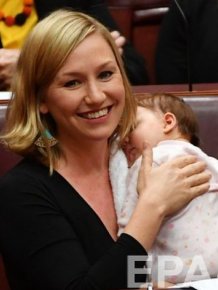 Larissa Waters Becomes First Woman To Breastfeed In Australia's Parliament
