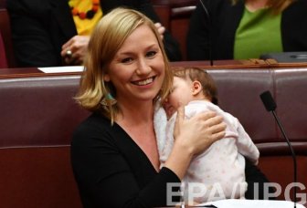 Larissa Waters Becomes First Woman To Breastfeed In Australia's Parliament