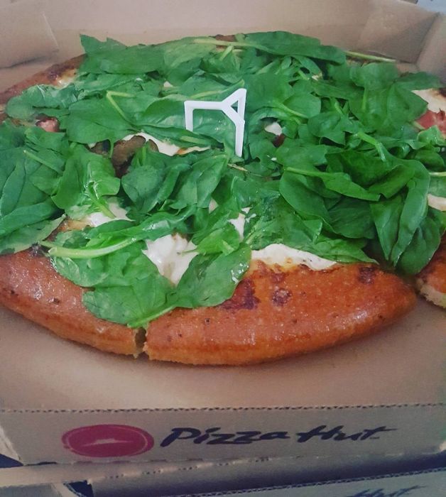 People Share Their Worst Pizza Delivery Fails