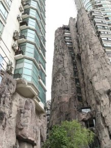 You Can Get A Room With A Mountain View In Downtown Shanghai