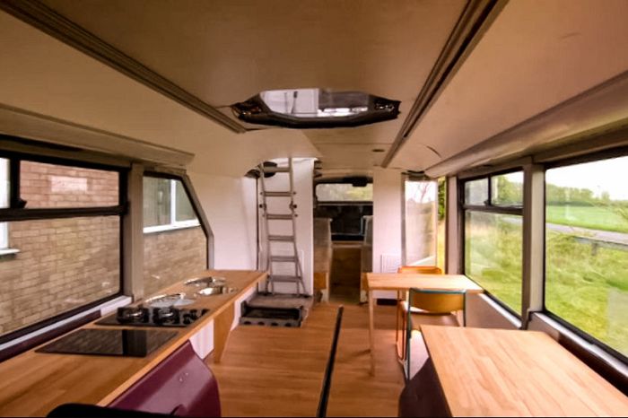 Inventor Builds His Family An Awesome Home On A Double Decker Bus
