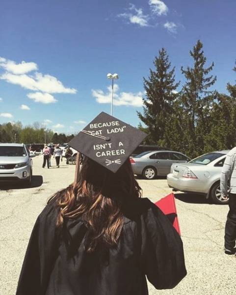 Impressive Graduation Caps That Deserve To Fly High