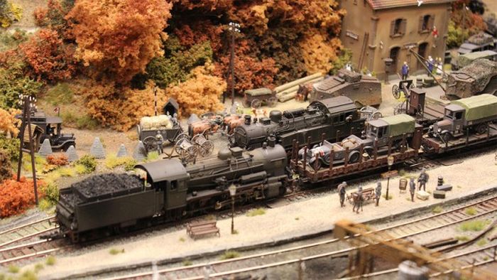 Impressive Diorama Of German Railway Station